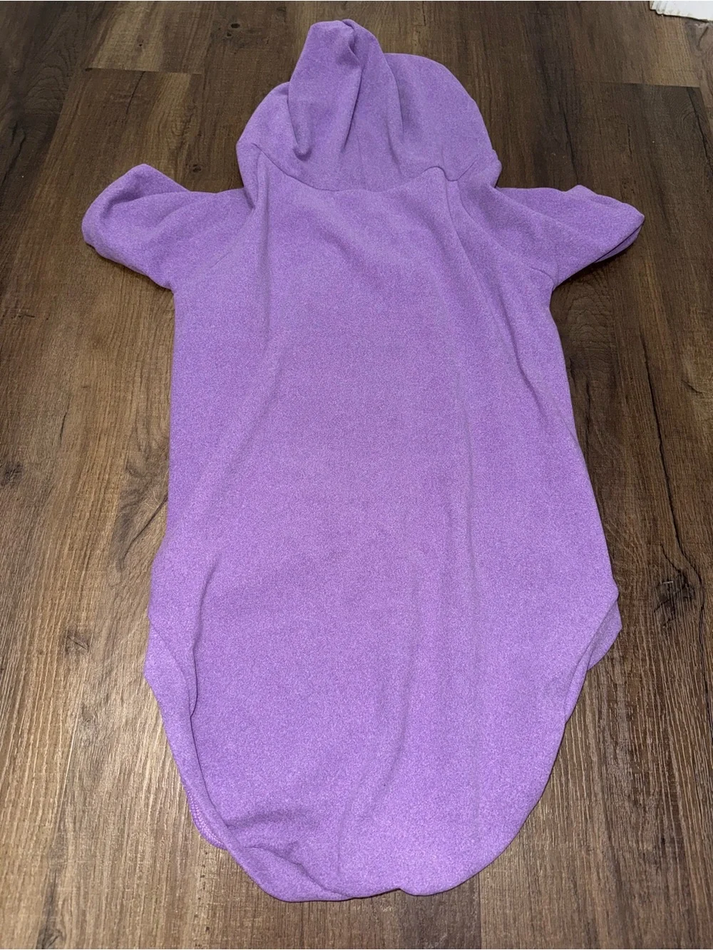 Like new! Amazon Dog/Pet Lilac Hoodie Sweatshirt